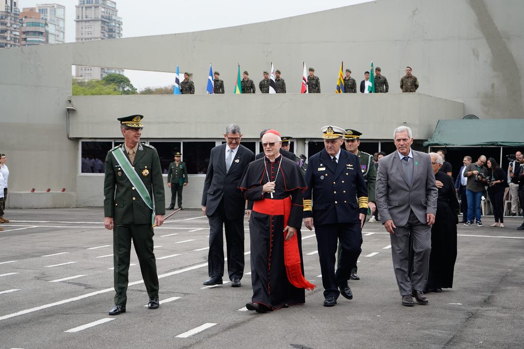 Dom Odilo é condecorado com a Medalha Exército Brasileiro - Jornal O São Paulo