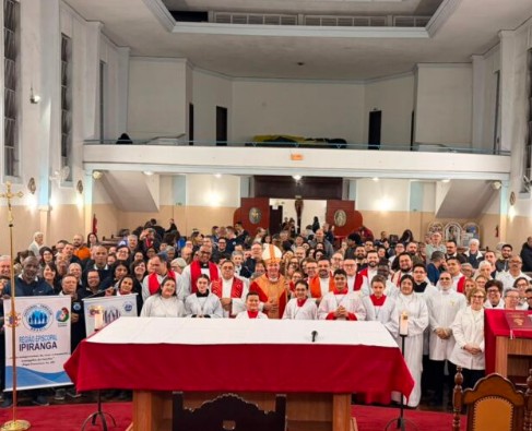 Dom Celso preside missa de abertura da Semana da Família no Ipiranga