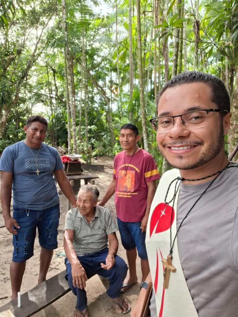 Na Amazônia, Diácono seminarista Leonardo encontra uma Igreja ‘viva, participativa e desejosa de crescer na fé’ - Jornal O São Paulo