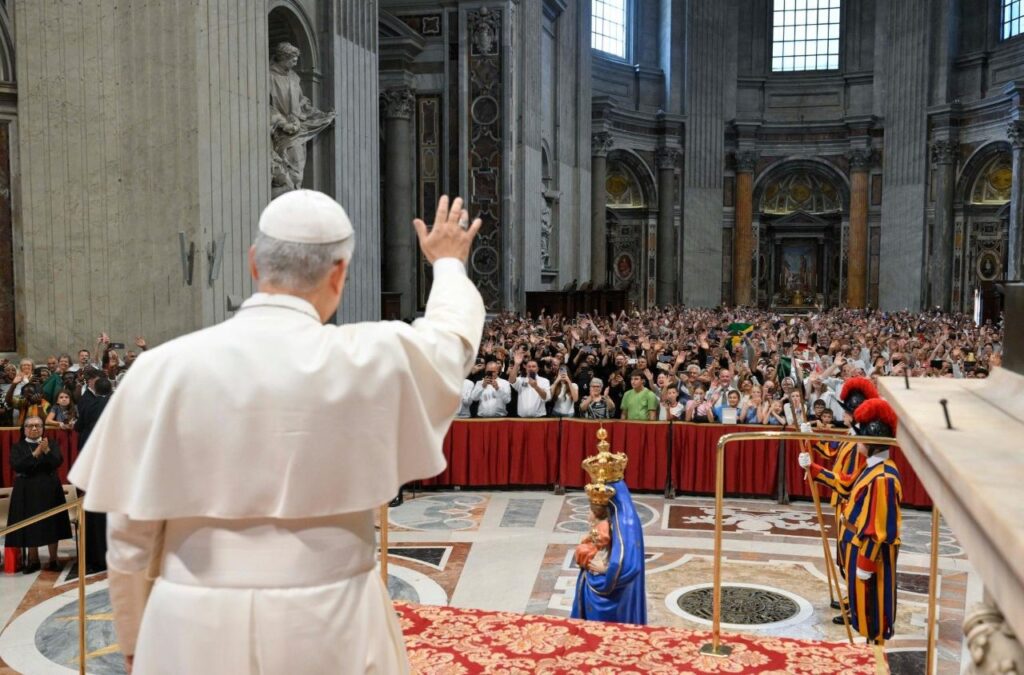 Papa: na liturgia, a música não é decoração, cantar e tocar significa rezar - Jornal O São Paulo