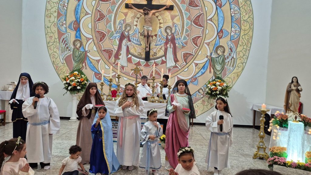 Dom Edilson preside missa com Crismas e tem encontro com catequistas e MESCs - Jornal O São Paulo