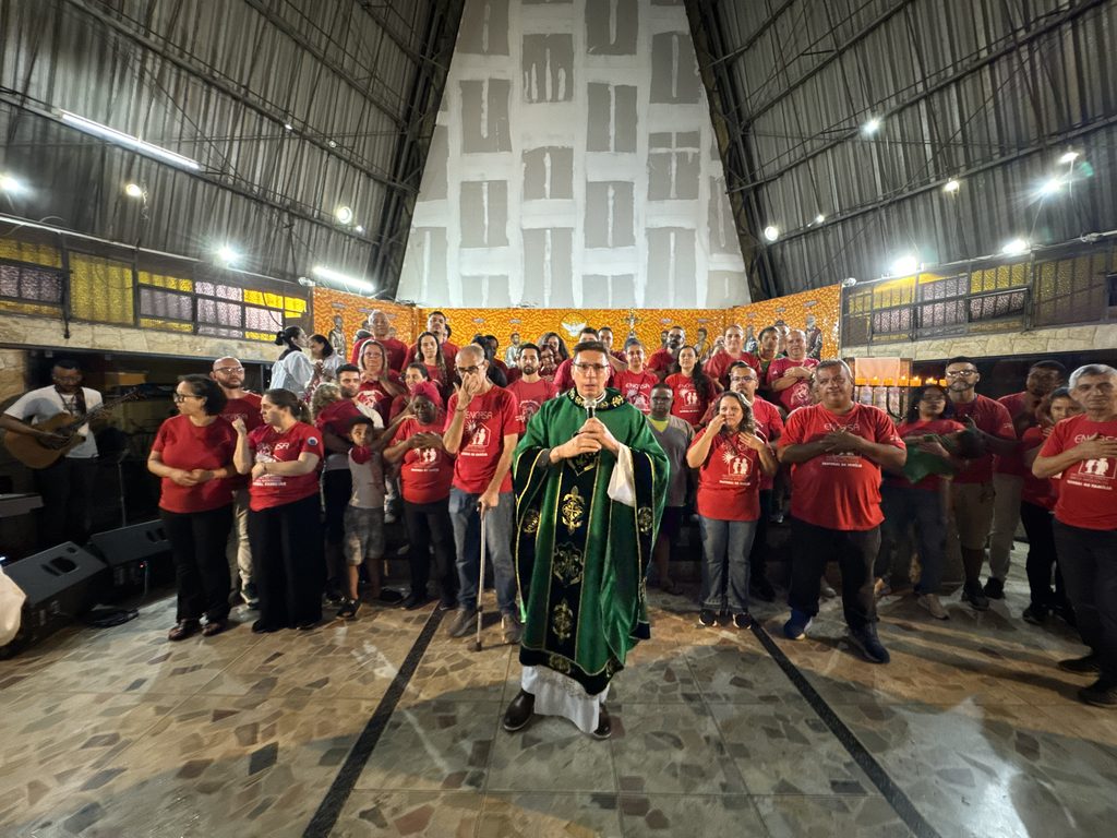 Missas com Crismas e formação paroquial mobilizam fiéis na Brasilândia - Jornal O São Paulo