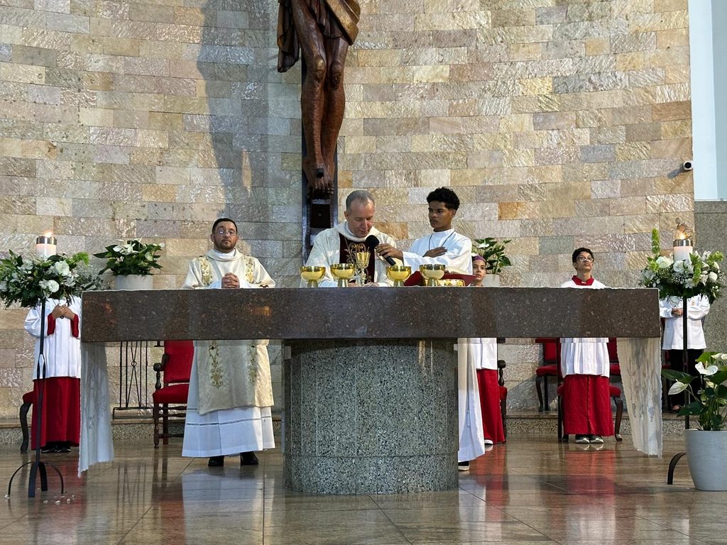 Dom Celso Alexandre conduz reuniões e preside missas na Região Ipiranga - Jornal O São Paulo