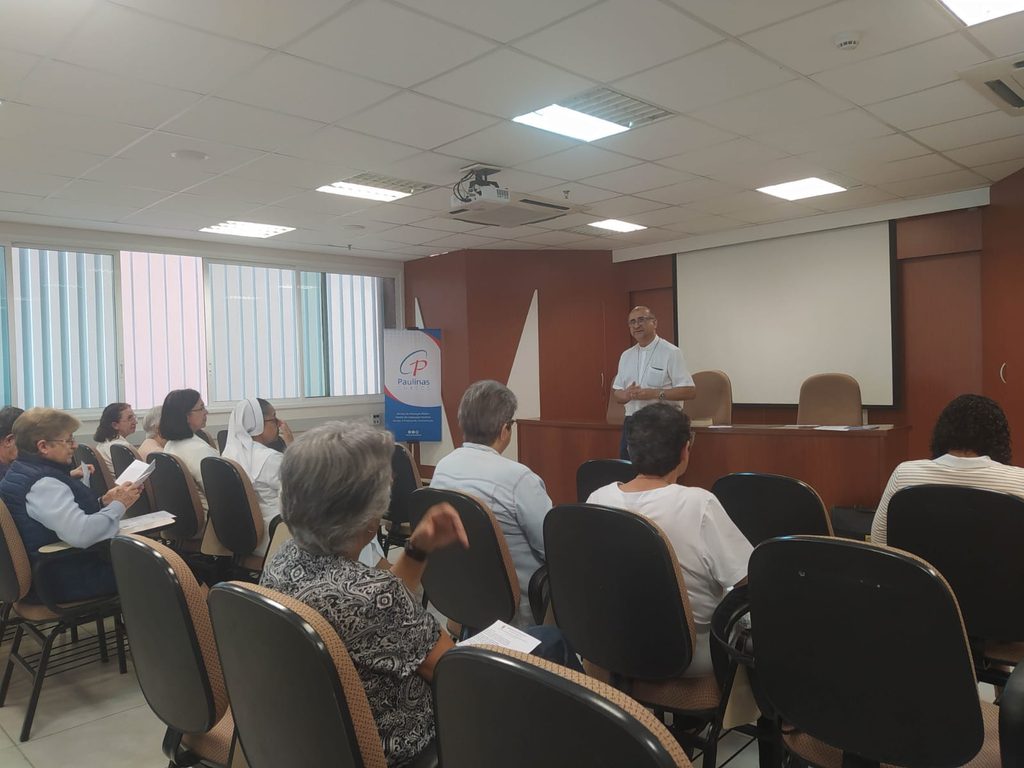 Formações, festas de padroeiro, reuniões e apresentações de padres são destaques na Região Sé - Jornal O São Paulo