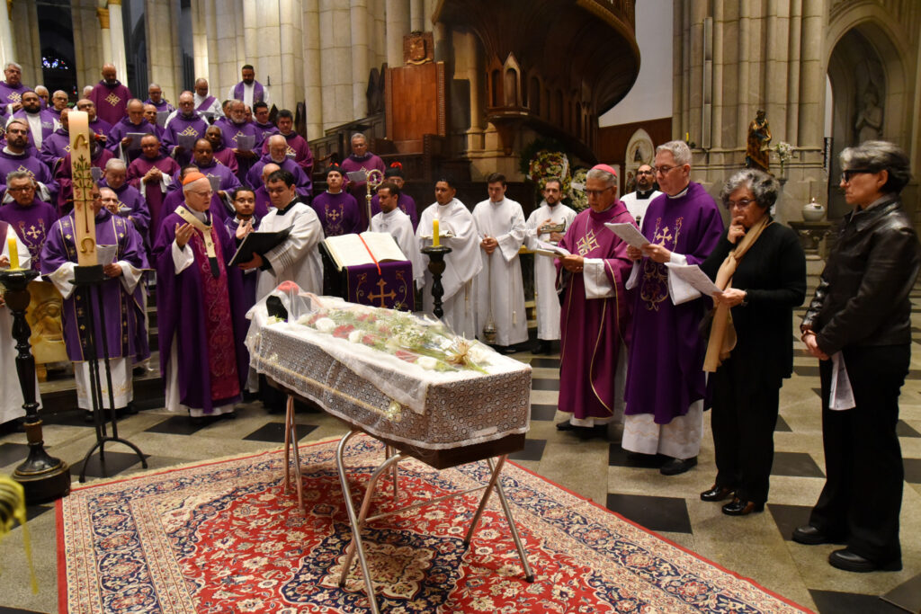 Igreja em São Paulo reza em sufrágio do Cônego Helmo Faccioli e dá graças por sua vida e ministério