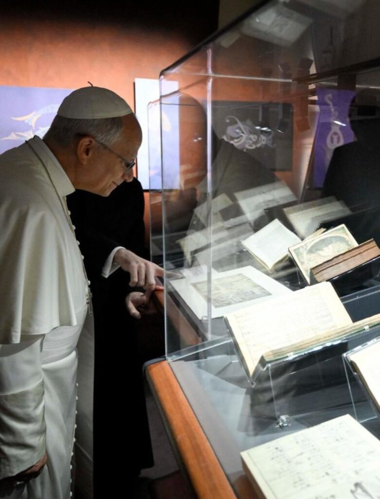 Papa Leão XIV comemora 71 anos de vida e visita a Biblioteca Apostólica Vaticana - Jornal O São Paulo