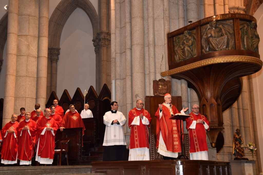 Cardeal Scherer celebra 77 anos de vida com missa em ação de graças na Catedral da Sé - Jornal O São Paulo