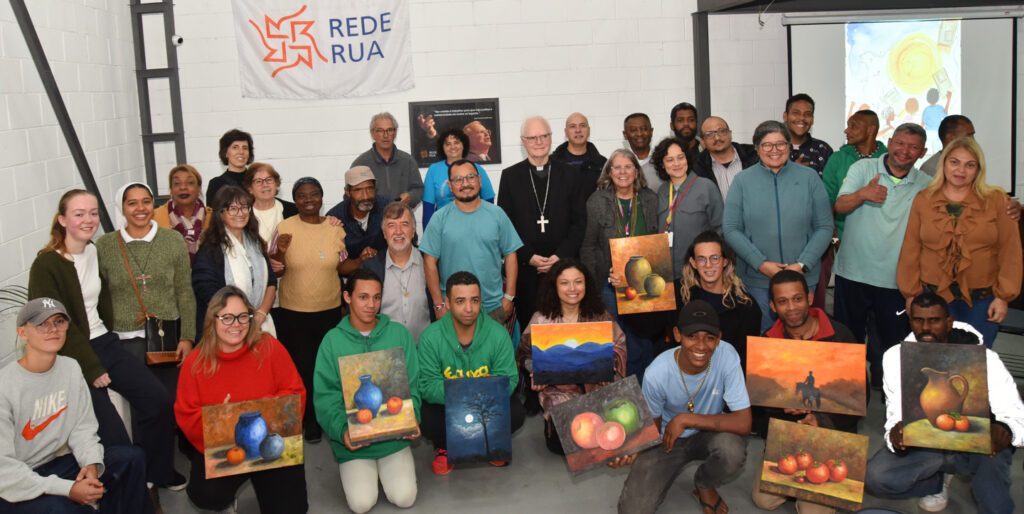 Novo Ponto de Encontro da Rede Rua homenageia Dom Paulo Evaristo Arns
