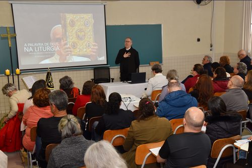 Formação arquidiocesana destaca a Palavra de Deus na Liturgia