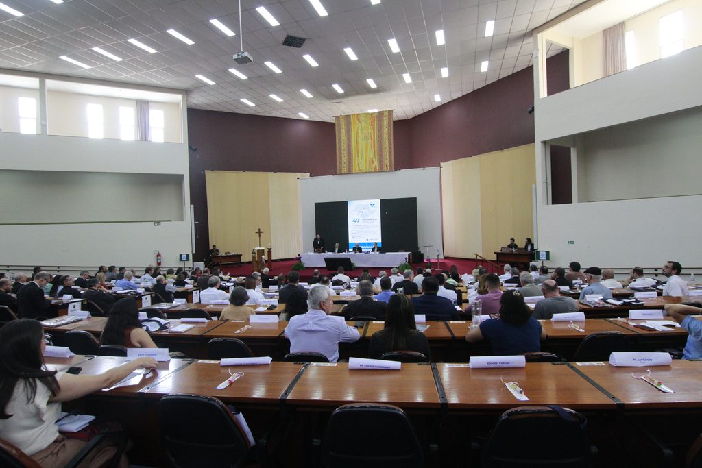 Participantes da 47ª Assembleia Eclesial defendem paz, democracia e dignidade humana - Jornal O São Paulo