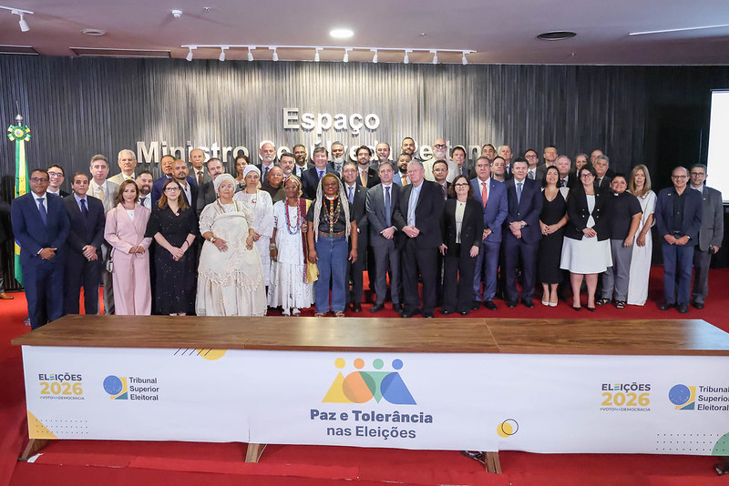 Coragem para construir a paz: Cardeal Jaime Spengler assina pacto com Justiça Eleitoral e outras instituições religiosas - Jornal O São Paulo