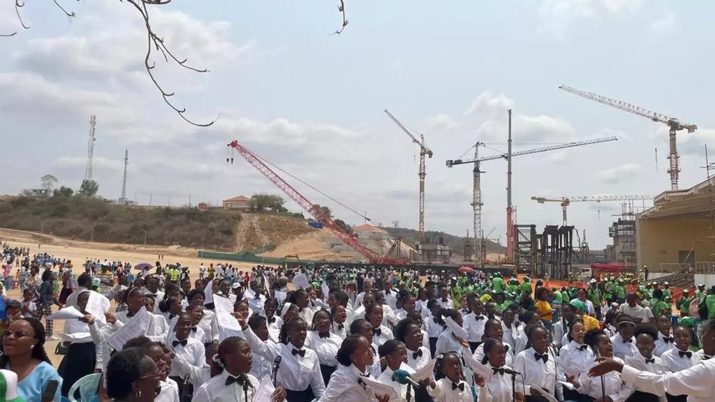 Em Angola, santuário mariano recebe peregrinação de mais de 2 mil crianças - Jornal O São Paulo