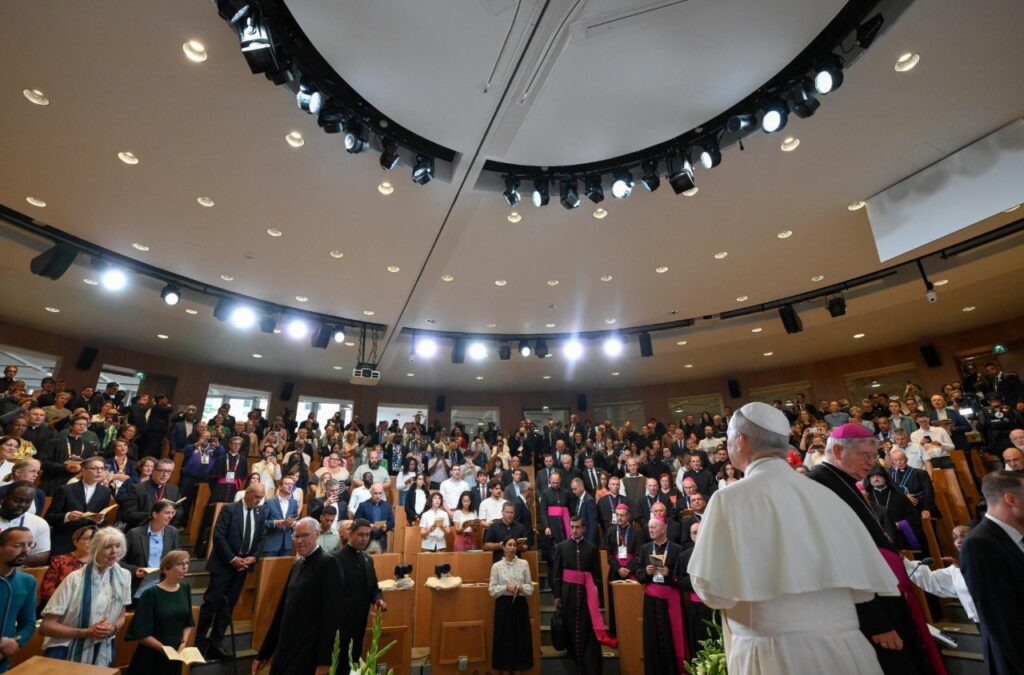 Papa: aumento de catecúmenos e neófitos na França exige ações pastorais concretas - Jornal O São Paulo