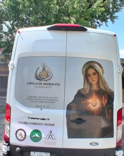 No México, Arquidiocese de Monterrey lança capela itinerante em uma van adaptada - Jornal O São Paulo