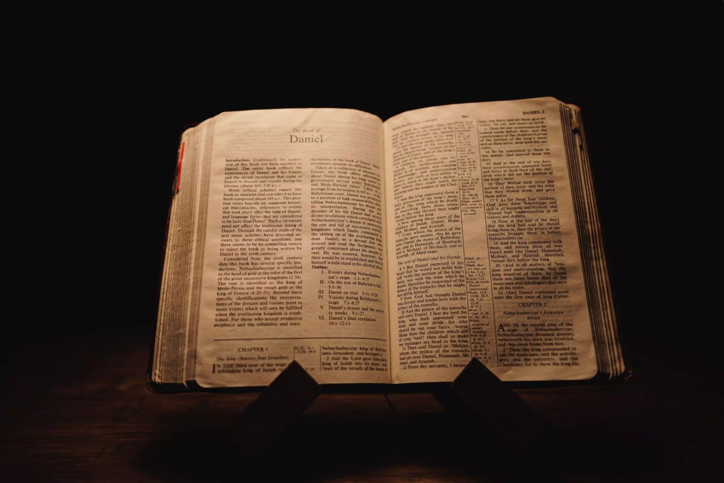 Livro de Daniel: testemunho da fidelidade a Deus e certeza da soberania divina na história glória - Jornal O São Paulo