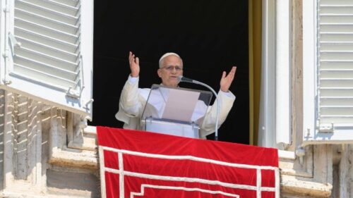 Papa: exercer o amor ao próximo com a correção fraterna e a busca do mútuo entendimento