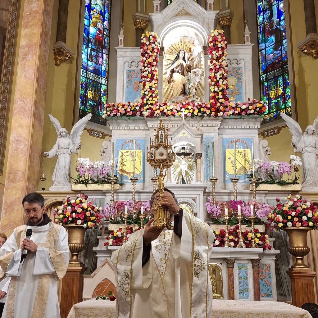 Região Sé tem 191 novos crismados e paróquias em festas de padroeiros - Jornal O São Paulo