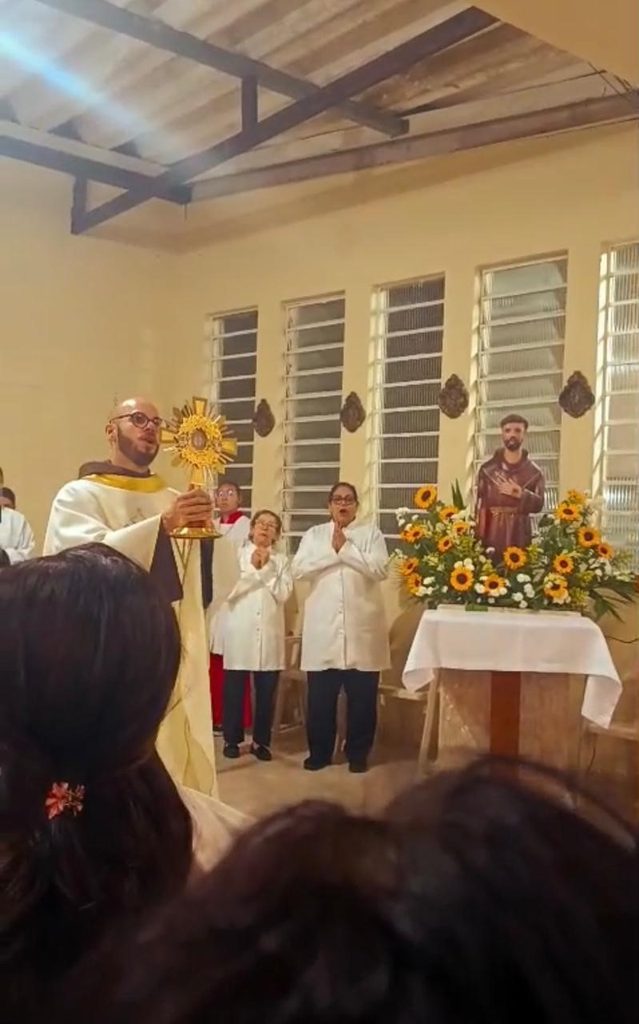 Na Brasilândia, semana é marcada por celebrações a São Francisco e crisma de 215 pessoas - Jornal O São Paulo