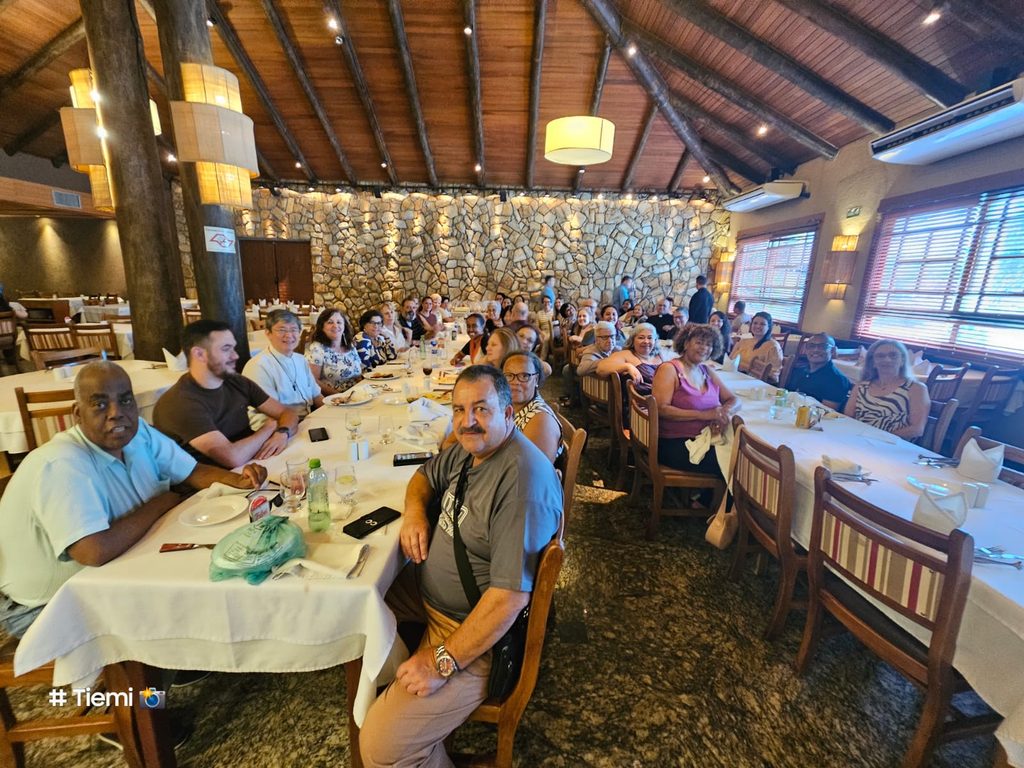 Na Região Lapa, Dom Edilson preside missas com crismas e celebrações de São Francisco - Jornal O São Paulo