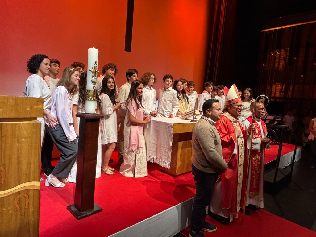 Na Região Lapa, Dom Edilson preside missas com crismas e celebrações de São Francisco - Jornal O São Paulo