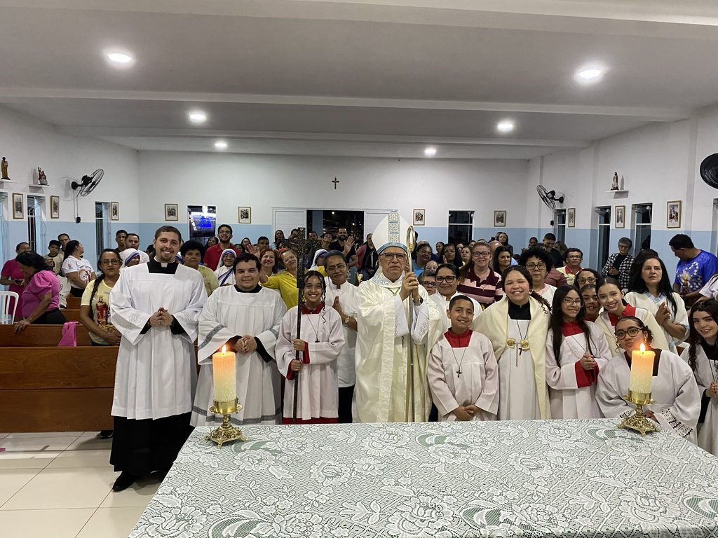 Dom Carlos Silva celebra Nossa Senhora Aparecida em paróquia da Vila Souza - Jornal O São Paulo
