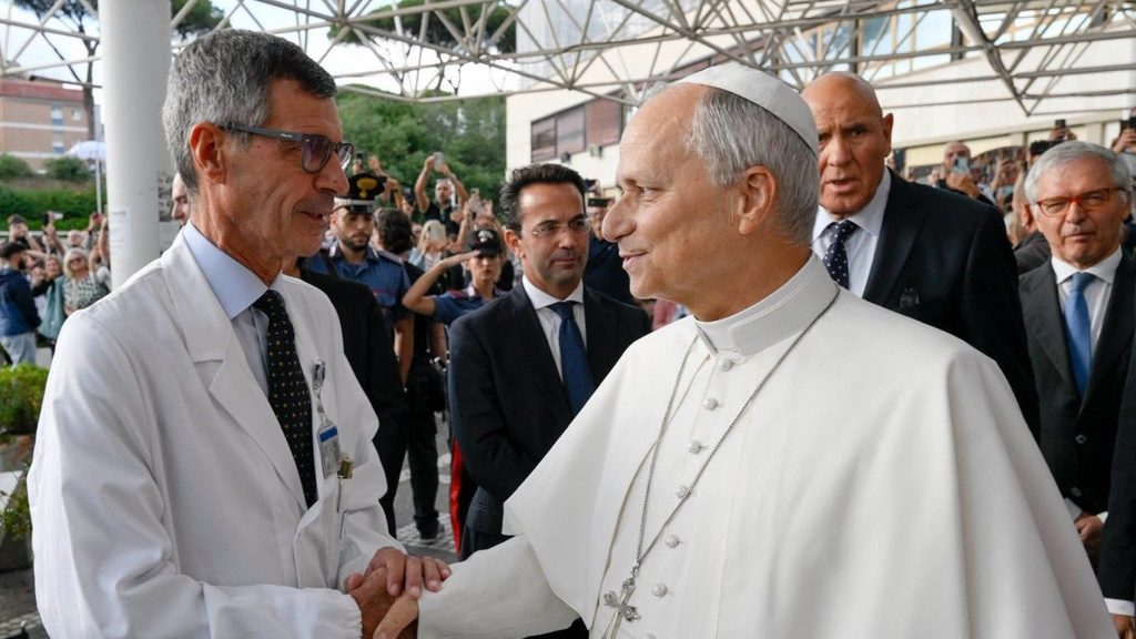 De volta ao Vaticano, Papa Leão XIV retoma o trabalho ‘gradualmente’ - Jornal O São Paulo
