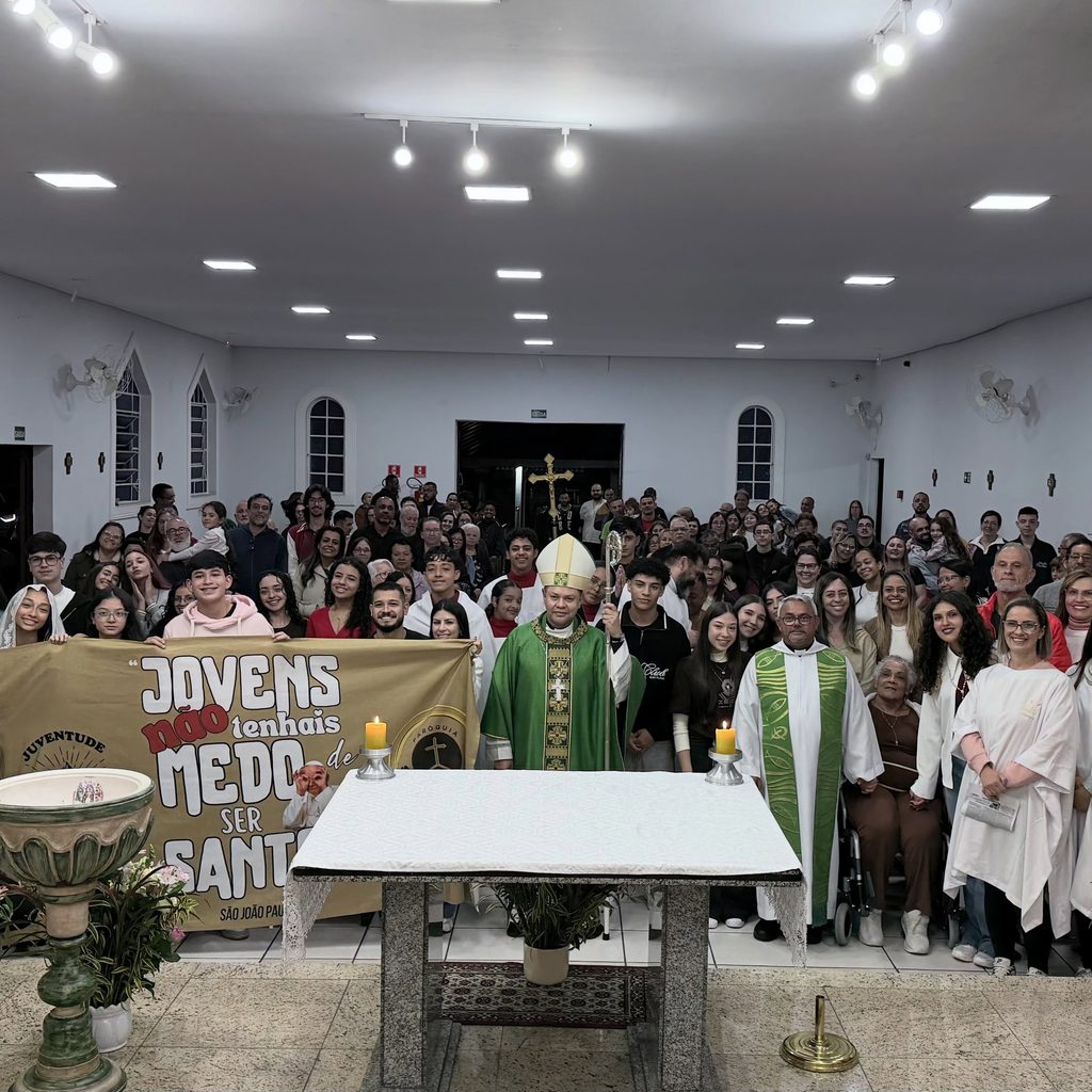 Dom Cícero preside missas com Crisma e no encerramento da Semana da Juventude - Jornal O São Paulo