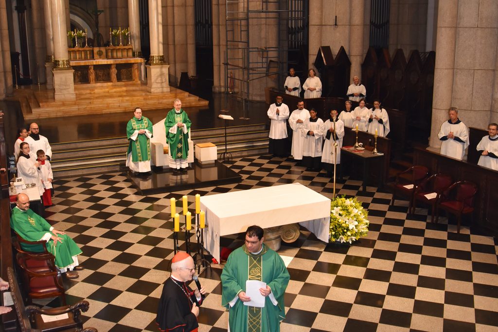 Padre Álvaro Moreira toma posse como Cura Auxiliar da Catedral da Sé - Jornal O São Paulo