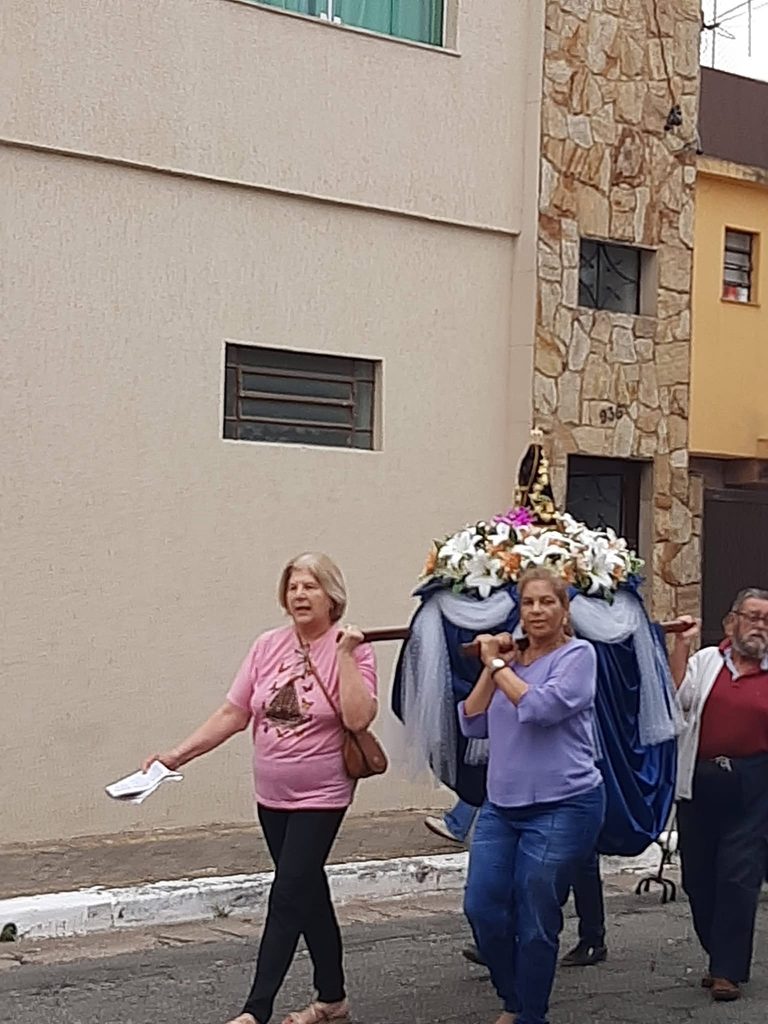Em paróquias da Região Belém, fiéis celebram a ‘Mãe Aparecida’ e São Benedito - Jornal O São Paulo