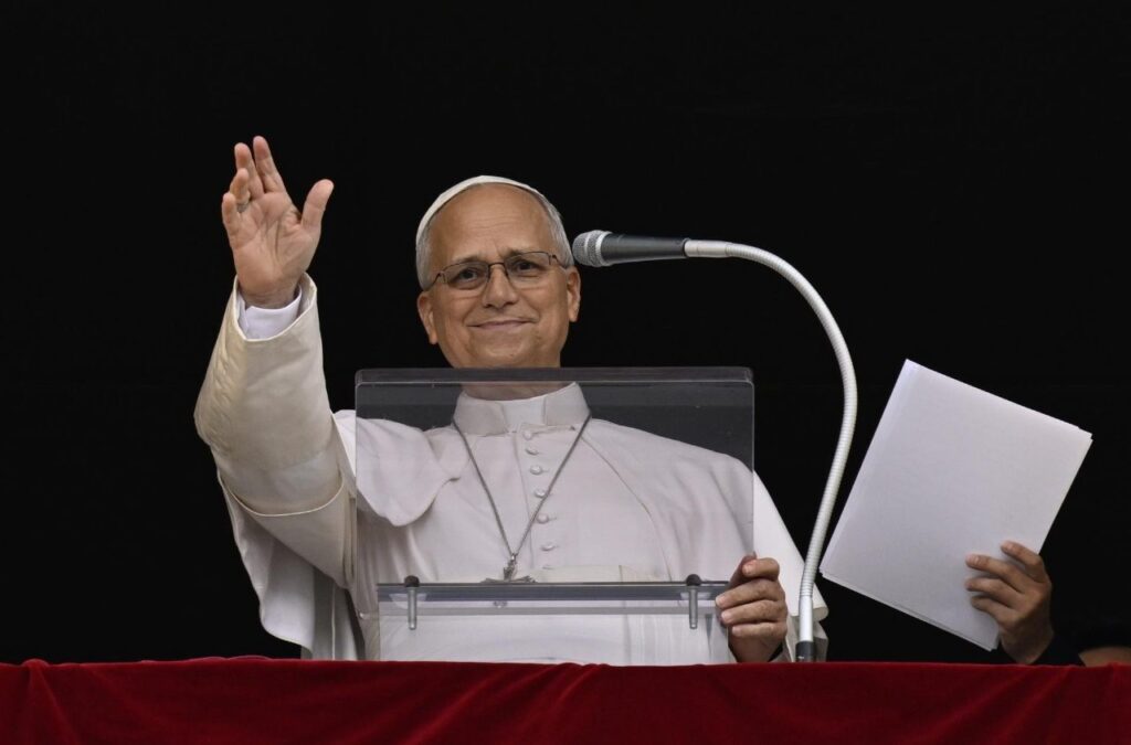 Papa Leão XIV reza a oração do Angelus após ter alta hospitalar - Jornal O São Paulo