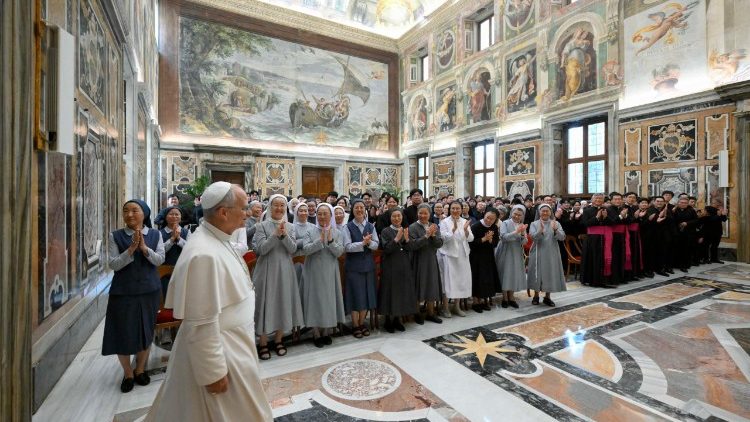 Papa à Igreja na Coreia: apoiar jovens da JMJ de Seul, com Cristo, pela paz e reconciliação - Jornal O São Paulo