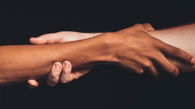 Santa Sé: ódio on-line e intolerância religiosa, formas de racismo contra a unidade - Jornal O São Paulo