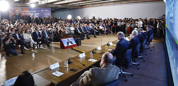 Presidente do TSE anuncia reeleição de Lula e faz balanço do 2º turno das Eleições 2026 - Jornal O São Paulo