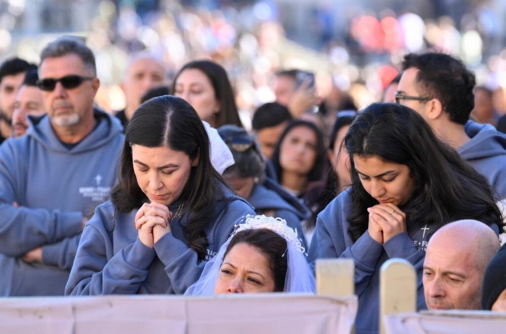 Leão XIV no 10º aniversário da Amoris Laetitia: uma família pode sempre crescer a partir do amor - Jornal O São Paulo